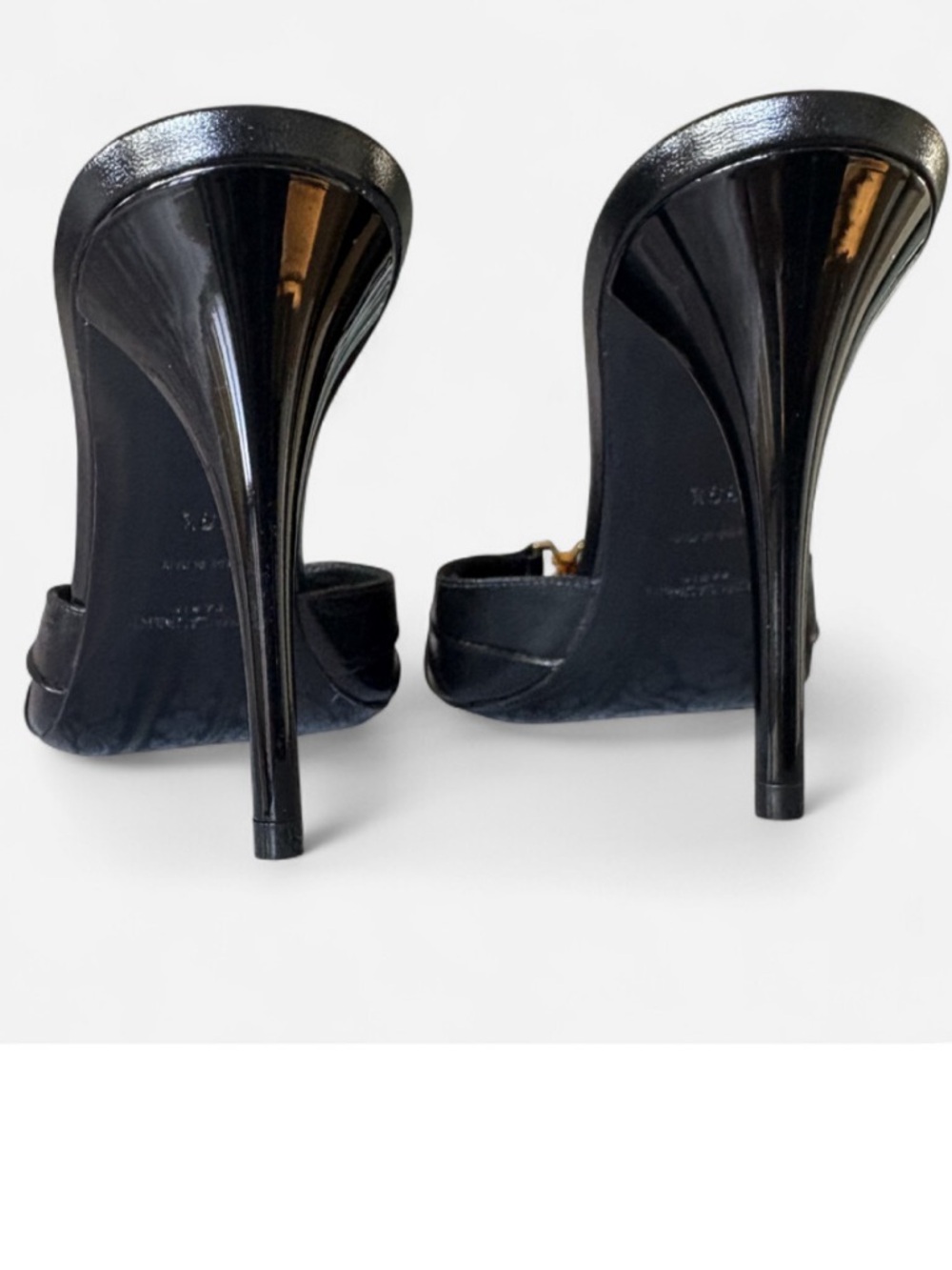 Removing 10/12 | Saint Laurent Babylone Mules in Smooth Leather Black EU 39. - Picture 6 of 7